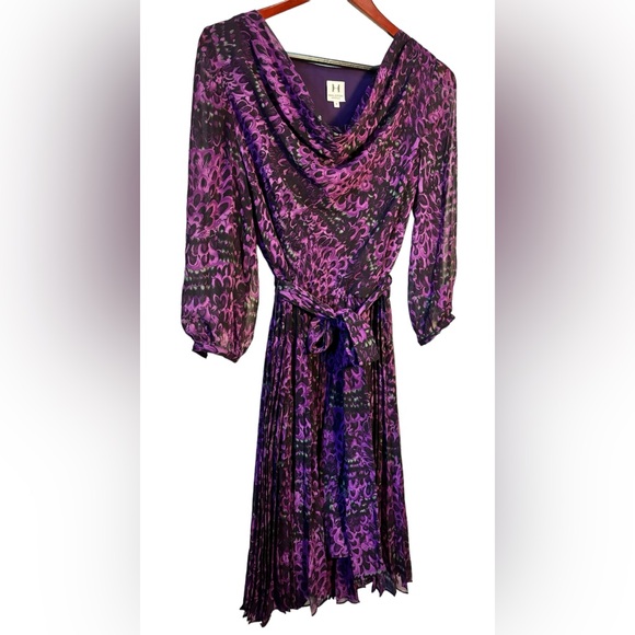 Halston Heritage Sz 8 100% Silk Plum Colored Graphic Vintage Pleated Dress - Picture 8 of 15